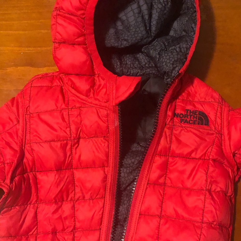 COPY - 3-6 mo The North Face infant reversible jacket